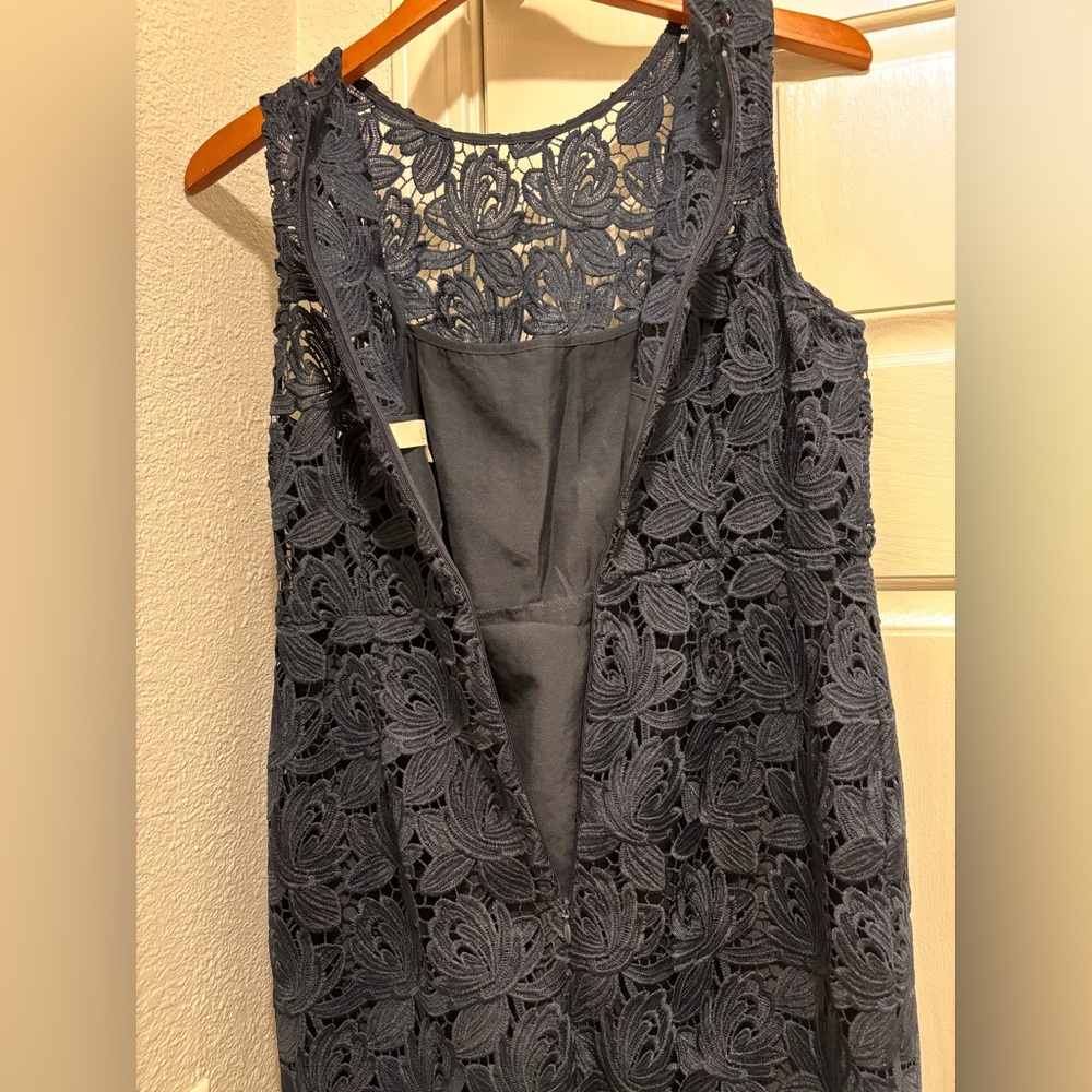 LOFT Petite Navy Lace Sheath Dress Sleeveless Floral Crochet Elegant Size 8P - Picture 11 of 12